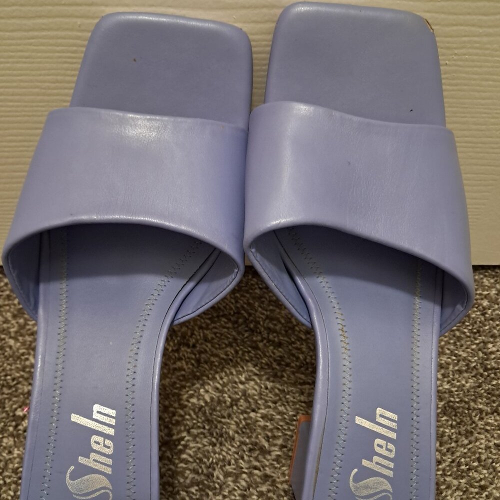 Heel slippers